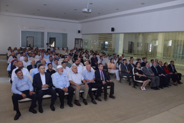 “Ulu Öndər Heydər Əliyev Azərbaycan multikulturalizminin siyasi banisi - 100” mövzusunda seminar keçirilmişdir.