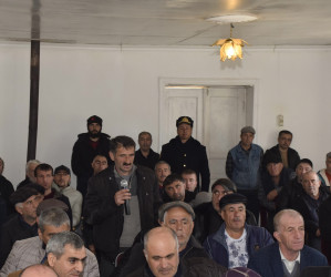 Üçgün kəndində səyyar vətəndaş qəbulu keçirilib.