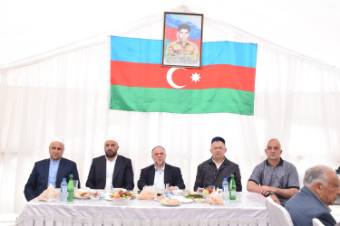 Şəhid Elşən Ərzumanovun üç mərasimi təşkil olunub.