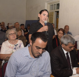 Çiçi kəndində səyyar vətəndaş qəbulu keçirilib.