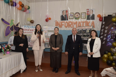 Hikmət Hüseynov adına 4 nömrəli humanitar fənlər təmayüllü məktəb-liseydə “Rəqəmsal Dünya” adlı tədbiri keçirilmişdir.