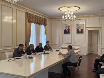 Quba Rayon İcra Hakimiyyətinin başçısı İlqar Mahmudovun vətəndaş qəbulları davam edir.