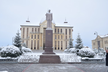 Qubada Fövqəladə Hallar Nazirliyi işçilərinin peşə bayramı günü qeyd olunub.