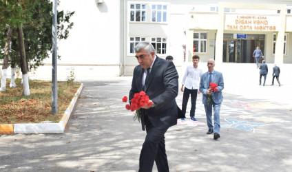 Quba Rayon İcra Hakimiyyətinin başçısı İlqar Mahmudov Digah kəndində səyyar vətəndaş qəbulu keçirib.