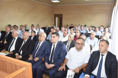Qubada kənd təsərrüfatı məhsullarının istehsalı və emalı sahələrinin inkişafına dair İş Planının hazırlanması ilə bağlı geniş tərkibli tədbir keçirilib.