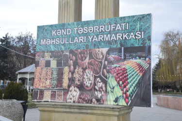 “Quba Meydanı” parkının qarşısında bayram yarmarkası keçirilir.