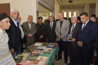 Quba rayon Heydər Əliyev Mərkəzində II Quba Kitab Sərgisinin açılış mərasimi keçirilib.