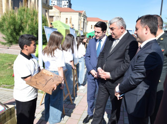 Quba şəhərində “Mən fəxr edirəm ki, Azərbaycanlıyam” adlı II Beynəlxalq folklor rəqs və yaradıcılıq festivalı keçirilib.