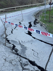 Quba Rayon İcra Hakimiyyətinin başçısı  İlqar Mahmudov intensiv leysan yağışlarının və torpaq sürüşmələrinin ciddi fəsadlar törətdiyi Quba-Alpan-Susay-Xınalıq, Quba-İspik-Xınalıq avtomobil yollarındakı mövcud vəziyyətlə tanış olmuşdur.