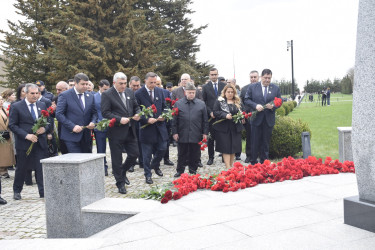 31 Mart - Azərbaycanlıların Soyqırımı Günü ilə əlaqədar Quba şəhərində “Soyqırımı memorial kompleksi” ziyarət olunmuşdur.