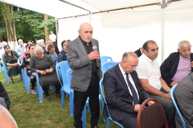 Uzunmeşə kəndində səyyar vətəndaş qəbulu keçirilib.