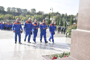 Qubada 20 oktyabr - Azərbaycan energetiklərinin peşə bayramı günü qeyd olunub.