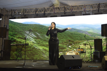 Qubada Şanlı Zəfərin beşinci ildönümü münasibətilə möhtəşəm bayram konserti keçirilib.