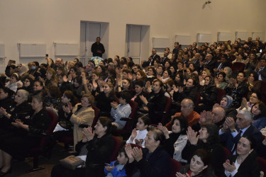Qubada Ümummilli Lider Heydər Əliyevin anadan olmasının 103-cü ildönümünə həsr olunmuş konsert proqramı keçirilib.