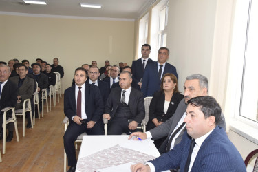 Quba Rayon İcra Hakimiyyətinin başçısı İlqar Mahmudov tərəfindən Ərməki kəndində növbəti səyyar vətəndaş qəbulu keçirilib.