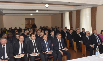 Qırmızı Qəsəbə qəsəbəsində səyyar vətəndaş qəbulu keçirilib.