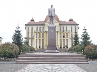 31 Mart - Azərbaycanlıların Soyqırımı Günü ilə əlaqədar Qubada konfrans keçirilib.