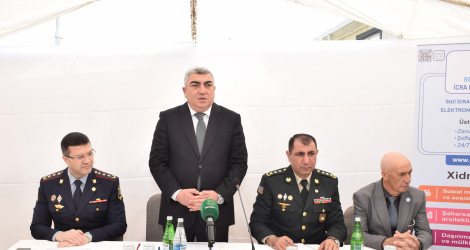 İlqar Mahmudov Aşağı Atuc kənd inzibati ərazi dairəsinin Susayqışlaq kəndində vətəndaşların səyyar qəbulunu keçirmişdir.