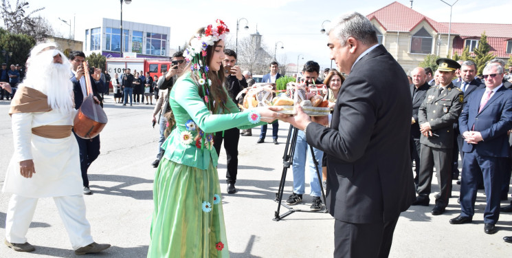 Novruz bayramı münasibətilə “Quba Meydanı” Mədəniyyət və İstirahət parkında möhtəşəm ümumrayon tədbiri keçirilib.