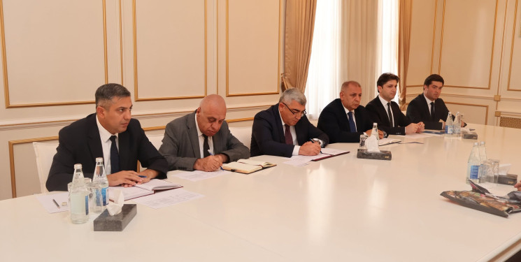 Quba Rayon İcra Hakimiyyətinin başçısı İlqar Mahmudov vətəndaşların növbəti fərdi qəbulunu keçirib.