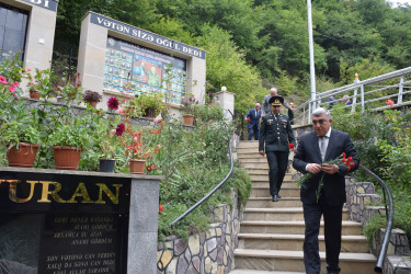 Rayon İcra Hakimiyyətinin başçısı İlqar Mahmudov Küsnət kəndində səyyar vətəndaş qəbulu keçirilib.