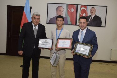 Ali təhsil müəssisələrinə yüksək balla qəbul olunan məzunlarla görüş keçirildi.