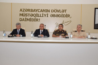 Quba şəhərində yanğınlara qarşı qabaqlayıcı tədbirlərin səmərəliliyinin artırılması məqsədilə regional müşavirə keçirilib.
