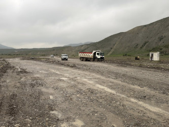 Quba-Qonaqkənd avtomobil yolunda alternativ yolun inşası işləri davam etdirilir.