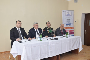 Quba Rayon İcra Hakimiyyətinin başçısı İlqar Mahmudov tərəfindən Ərməki kəndində növbəti səyyar vətəndaş qəbulu keçirilib.