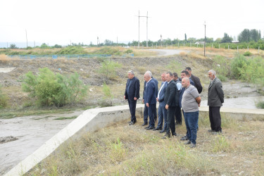 Rayon rəhbərliyi sel sularının yaratdığı fəsadlarla yerində tanış olmuşdur.