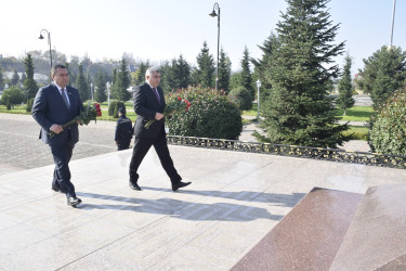 8 Noyabr- Zəfər Günü münasibətilə silsilə tədbirlər davam etdirilir.
