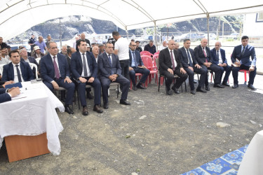 Qarxun kəndində vətəndaşlarla səyyar qəbul keçirilib.