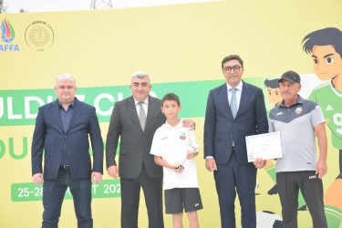 “Neftçi” futbol klubu  II “Ulduz Cup” beynəlxalq turnirinin qalibi olub.