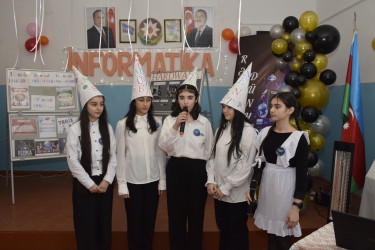Hikmət Hüseynov adına 4 nömrəli humanitar fənlər təmayüllü məktəb-liseydə “Rəqəmsal Dünya” adlı tədbiri keçirilmişdir.
