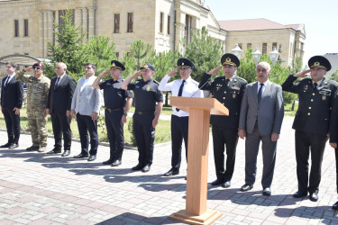 Qubada həqiqi hərbi xidmətə yola salınan çağırışçıların təntənəli yolasalma mərasimi keçirilib.