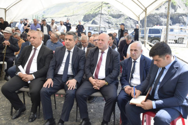 Qarxun kəndində vətəndaşlarla səyyar qəbul keçirilib.