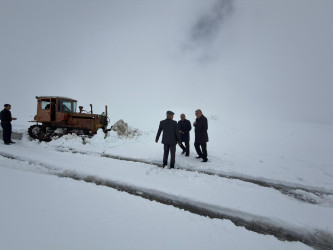 Güclü və aramsız yağıntıların fəsadlarının aradan qaldırılması, sakinlərin sosial vəziyyətinin diqqətdə saxlanılması üçün zəruri addımlar atılır.