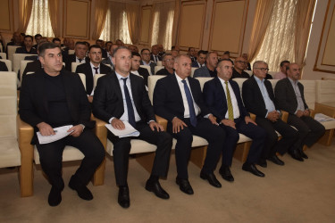 Qubada kənd təsərrüfatı, balıqçılıq və akvakultura məhsullarının istehsalı və emalı sahələrinin inkişafı ilə bağlı sahibkarlarla görüş keçirilib.