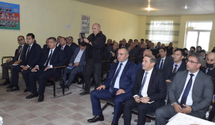 Rayon İcra Hakimiyyətinin başçısı Quba rayonunun Paşaoba kəndində vətəndaşların səyyar qəbulunu keçirib.
