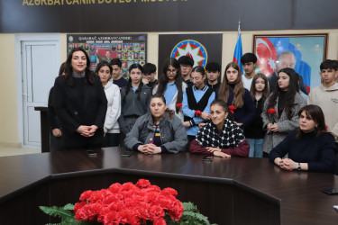 “Vətən uğrunda canından keçənlər” mövzusunda anım tədbiri keçirilmişdir.