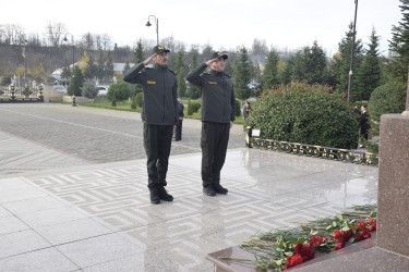 Ədliyyə işçilərinin peşə bayramı günü qeyd olunmuşdur.