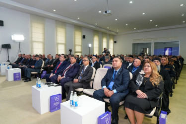 Dini Qurumlarla İş üzrə Dövlət Komitəsinin təşkilatçılığı ilə Quba şəhərində “Dini ekstremizmə qarşı mübarizə və müasir çağırışlar” mövzusunda regional konfrans öz işinə başlayıb.