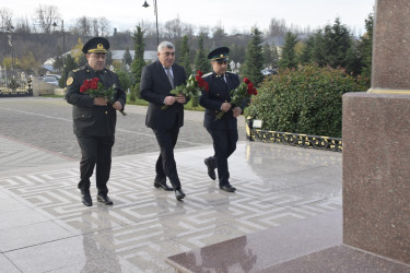 Ədliyyə işçilərinin peşə bayramı günü qeyd olunmuşdur.