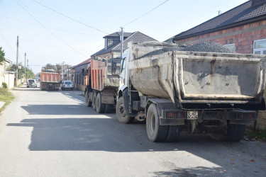 Quba şəhərinin bir sıra küçələrinin yenidən qurulması, əsaslı və cari təmir olunması, eləcə də asfaltlanması ilə əlaqədar işlər davam etdirilir.