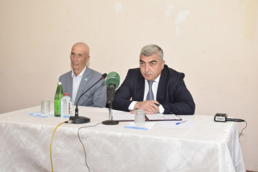 Xaltan kəndində vətəndaşlarla səyyar qəbul keçirildi.