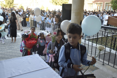 Quba şəhər 2 nömrəli təbiət fənləri təmayüllü məktəb-liseydə Bilik Günü qeyd olunub.