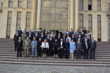 Qubada “Ümummilli Lider Heydər Əliyev müstəqil Azərbaycan Konstitusiyasının müəllifidir” mövzusunda dəyirmi masa keçirilib.