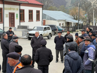 Güclü və aramsız yağıntıların fəsadlarının aradan qaldırılması, sakinlərin sosial vəziyyətinin diqqətdə saxlanılması üçün zəruri addımlar atılır.